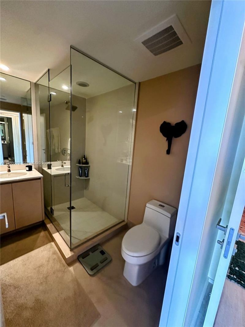 121 NE 34th St, Unit 2408, Miami, FL 33137 Photo