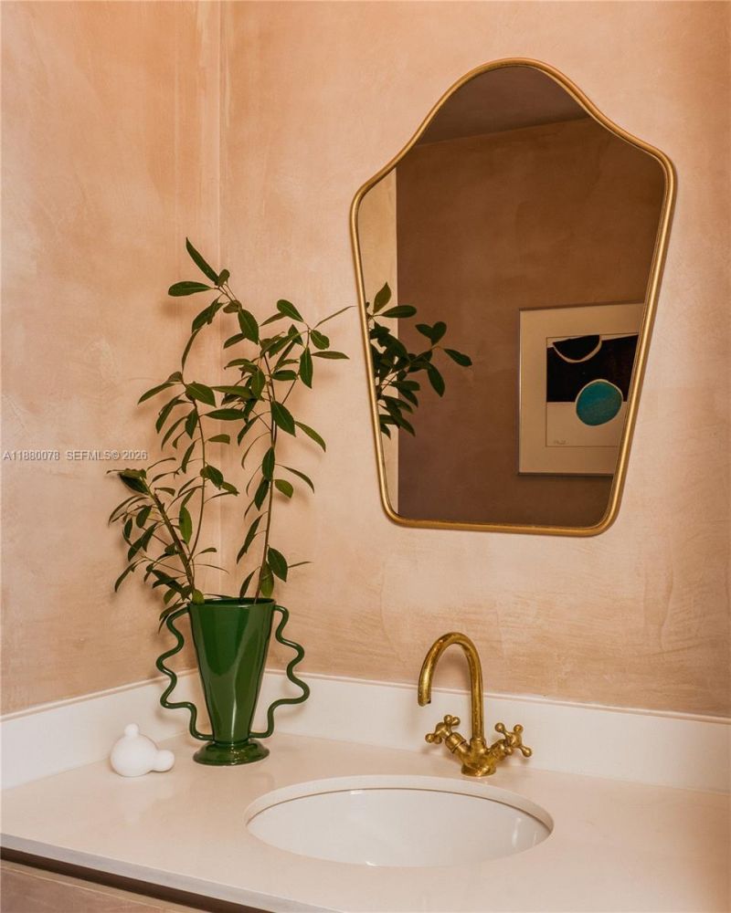 121 NE 34th St, Unit 2408, Miami, FL 33137 Photo