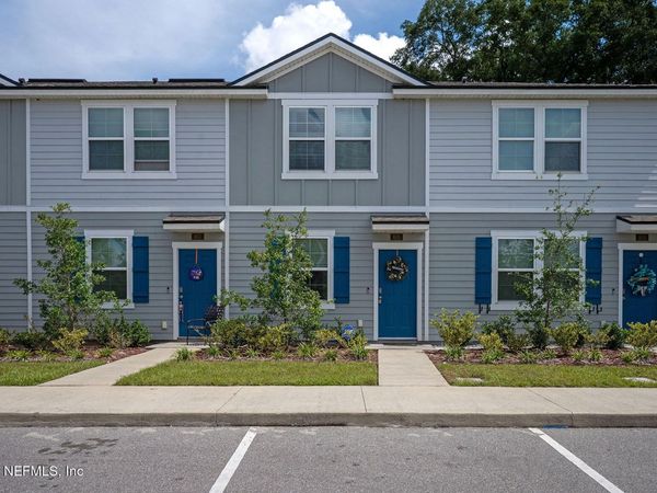 805 GATE RUN Road, Jacksonville, FL 32211