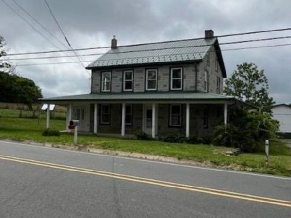 572 OLD RTE 22, LENHARTSVILLE, PA 19534