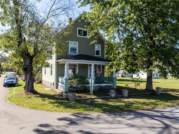 626 Sterner St, Confluence, PA 15424