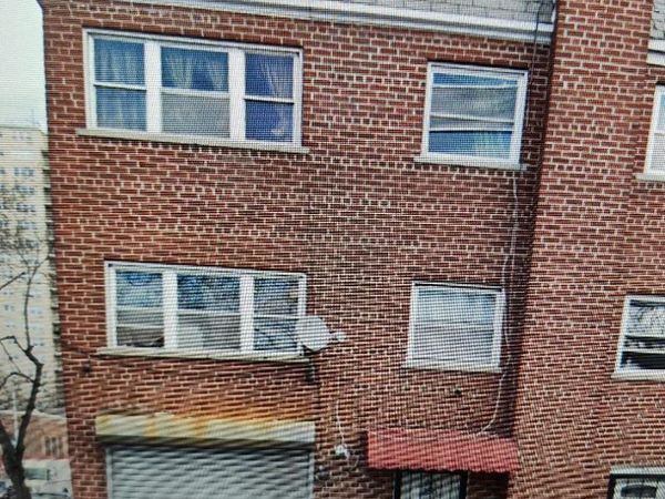 1156 Metcalf Avenue, Bronx, NY 10472