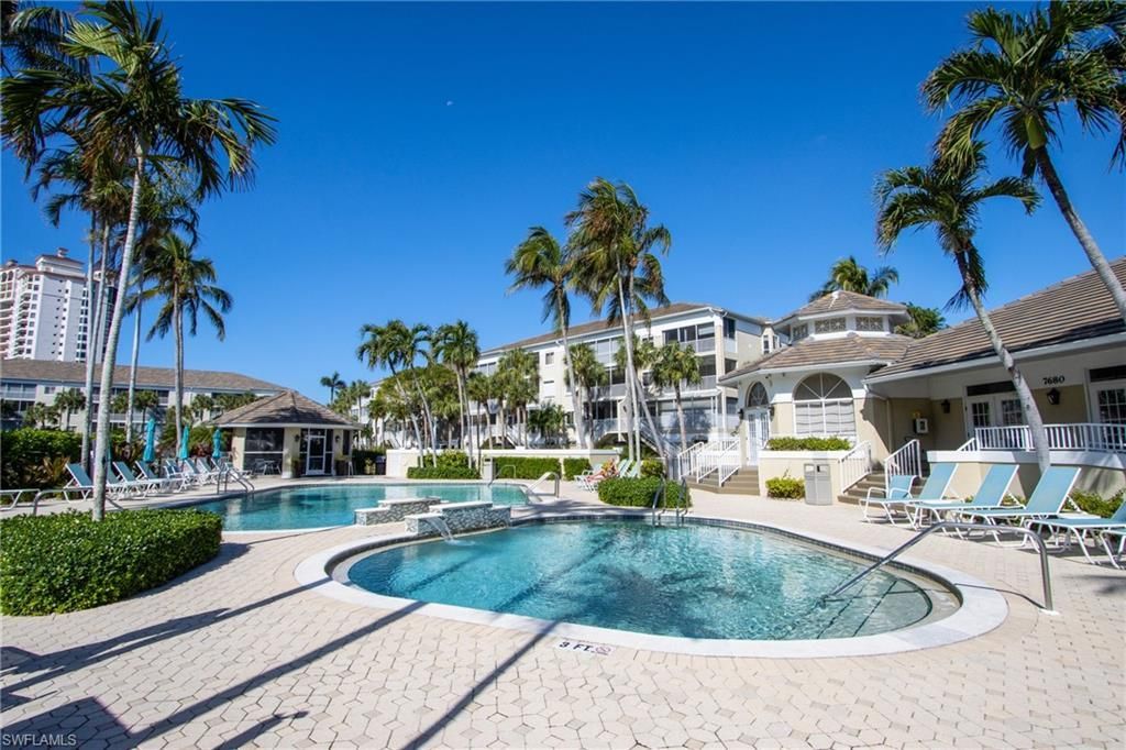 7655 Pebble Creek Cir, Unit 201, Naples, FL 34108 Photo
