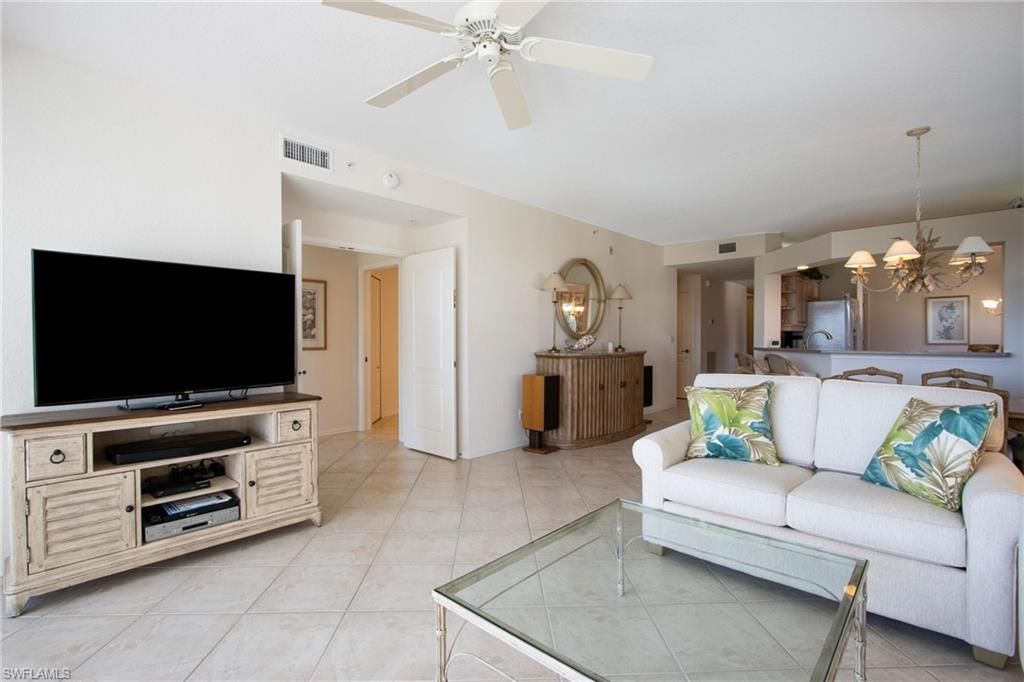 7655 Pebble Creek Cir, Unit 201, Naples, FL 34108 Photo