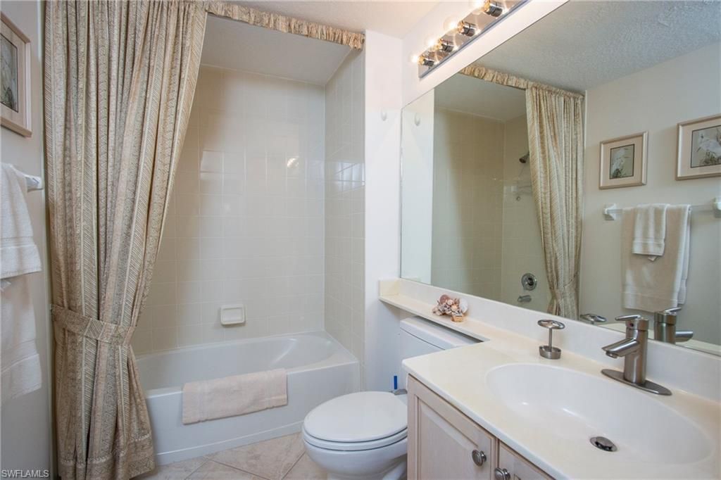 7655 Pebble Creek Cir, Unit 201, Naples, FL 34108 Photo