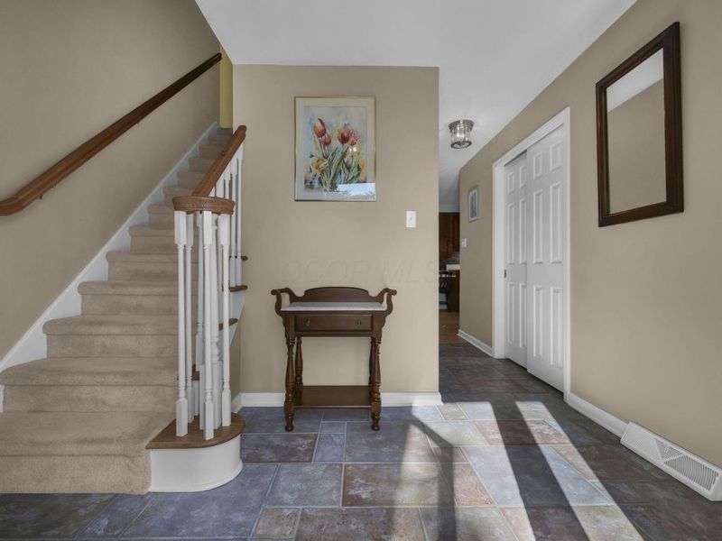 733 Mount Parnassus Drive, Granville, OH 43023 Photo 4