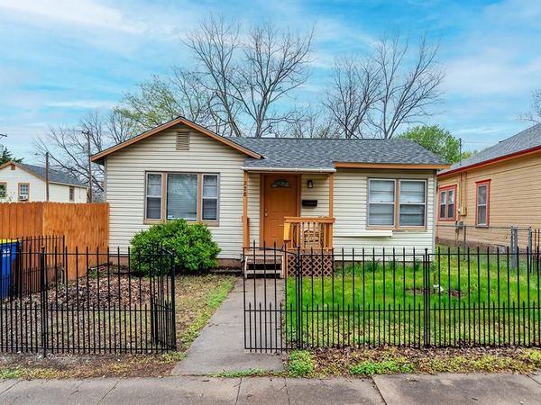 228 S Lowry Street, Stillwater, OK 74075