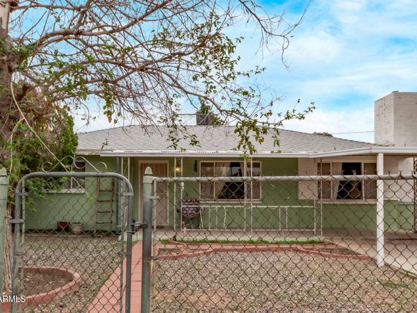 270 Debs Circle, Morristown, AZ 85342