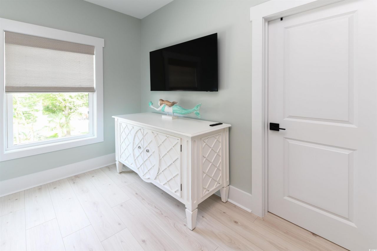 115 A 6th Ave. S Photo 27