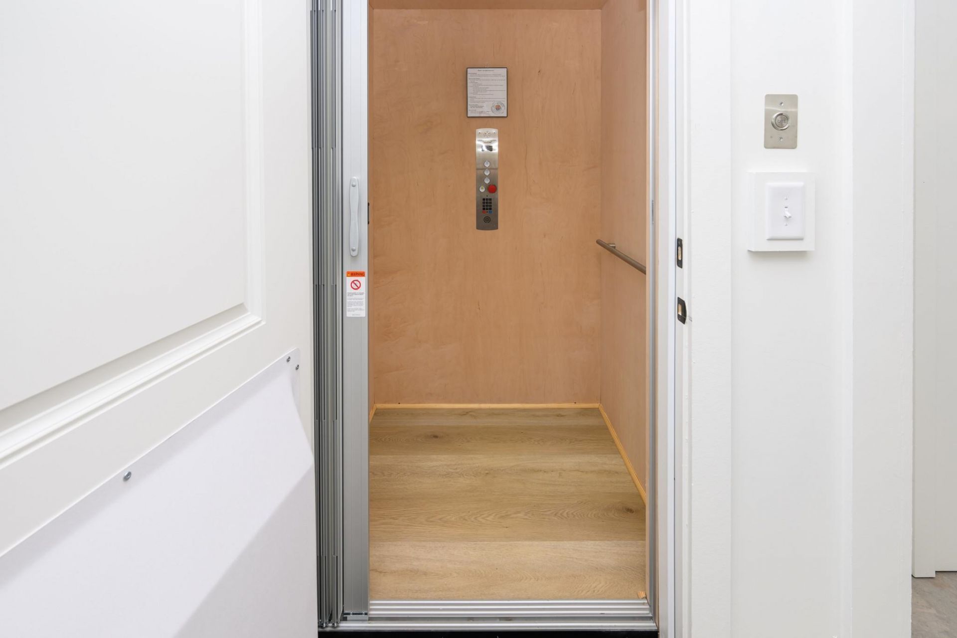 115 A 6th Ave. S Photo 32