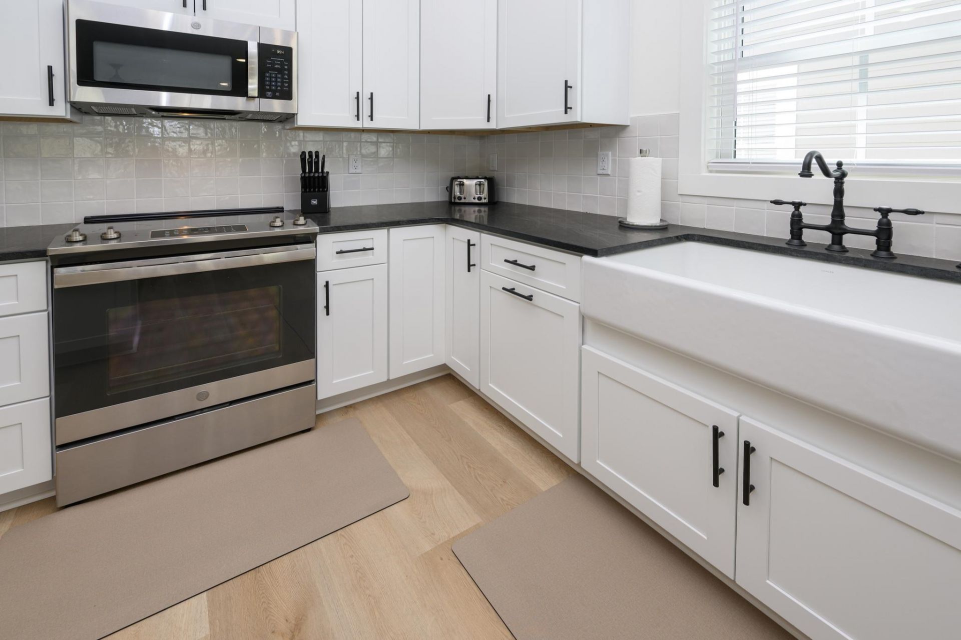 115 A 6th Ave. S Photo 6