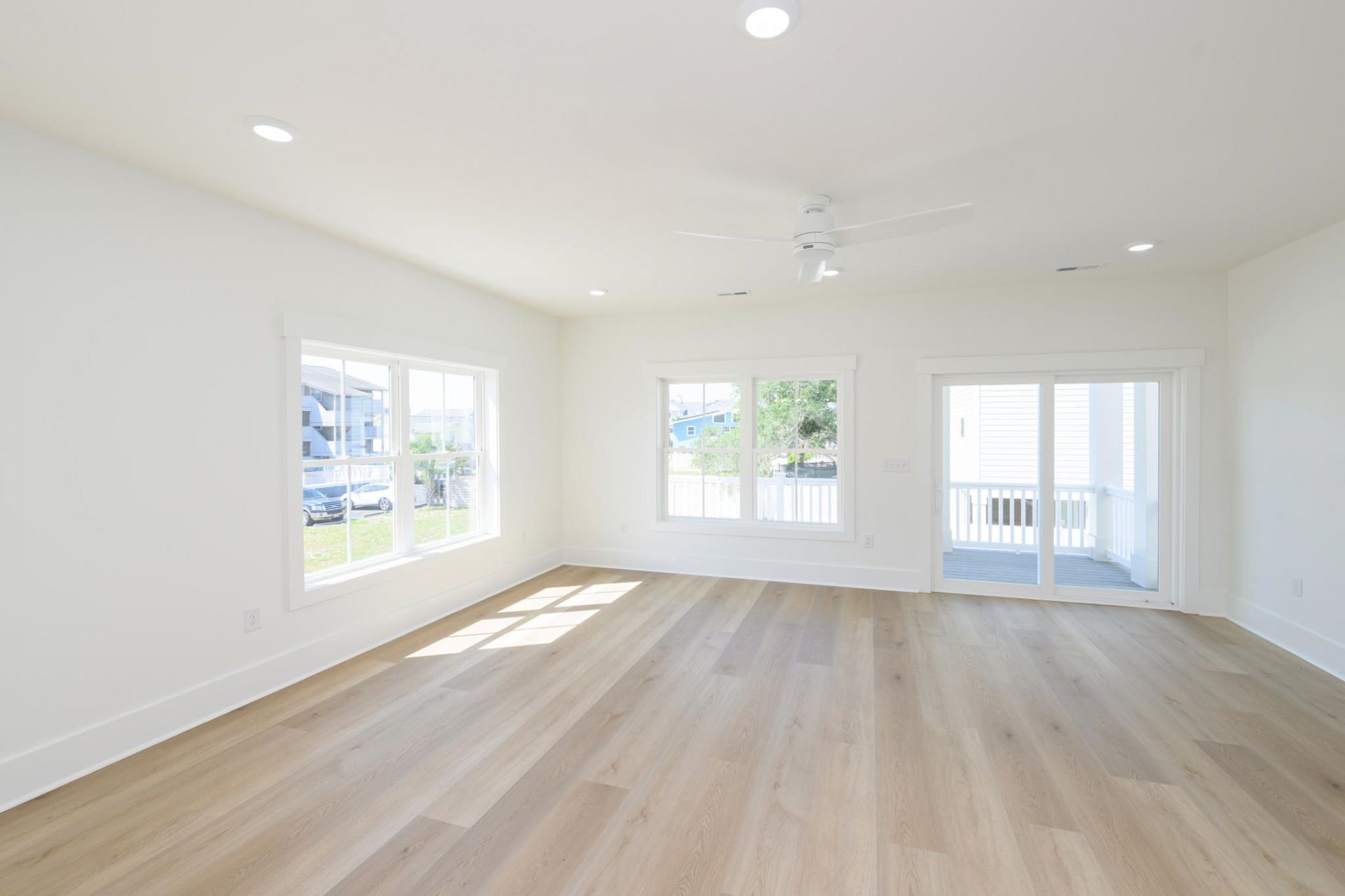 115 6th Ave. S Photo 7