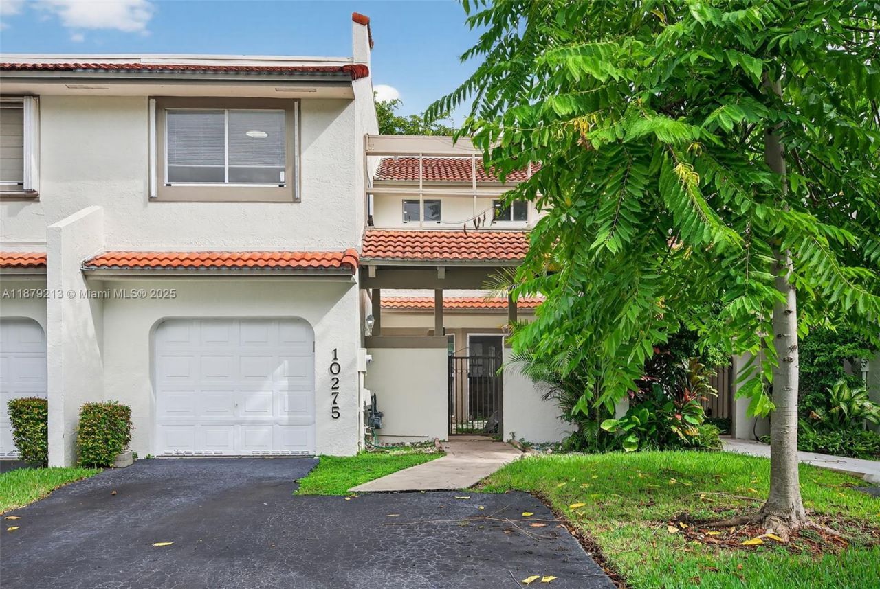 10275 NW 46th St, Doral, FL 33178 Photo