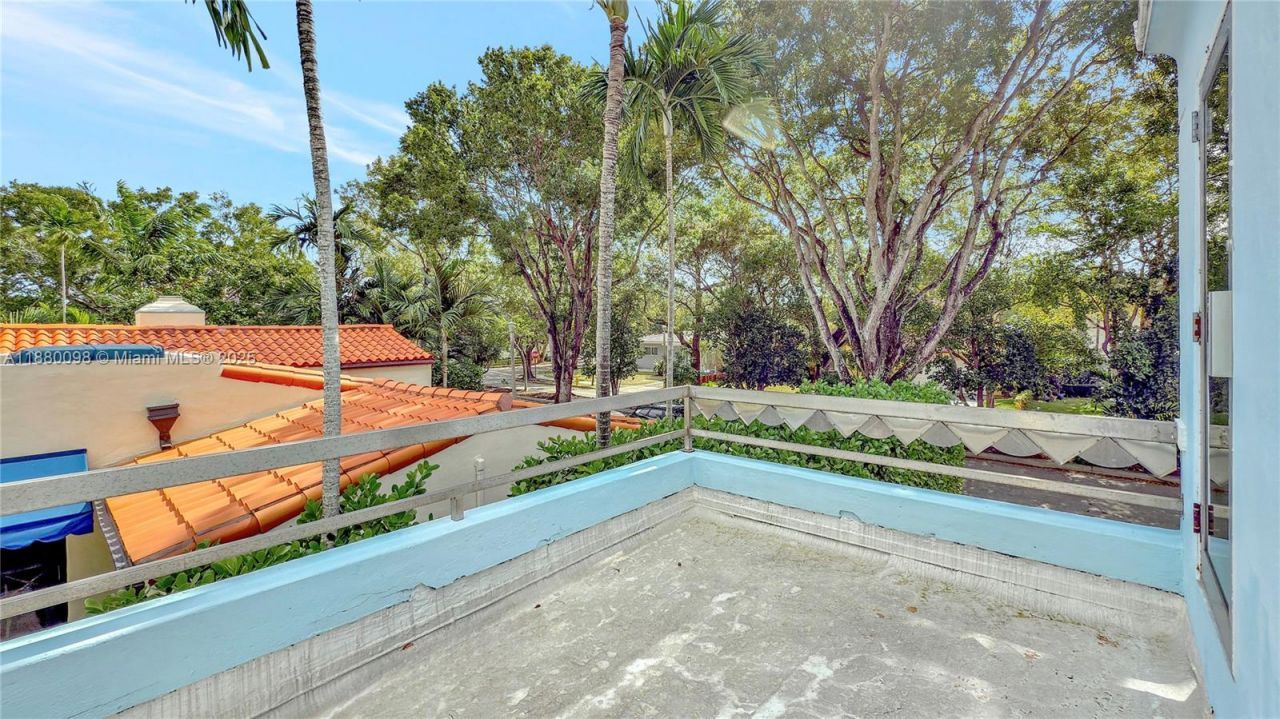 479 NE 56th St, Miami, FL 33137 Photo