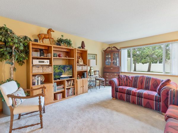 2306 Hillcrest Drive, Brainerd, MN 56401