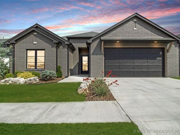 1105 W 86th Street, Tulsa, OK 74132