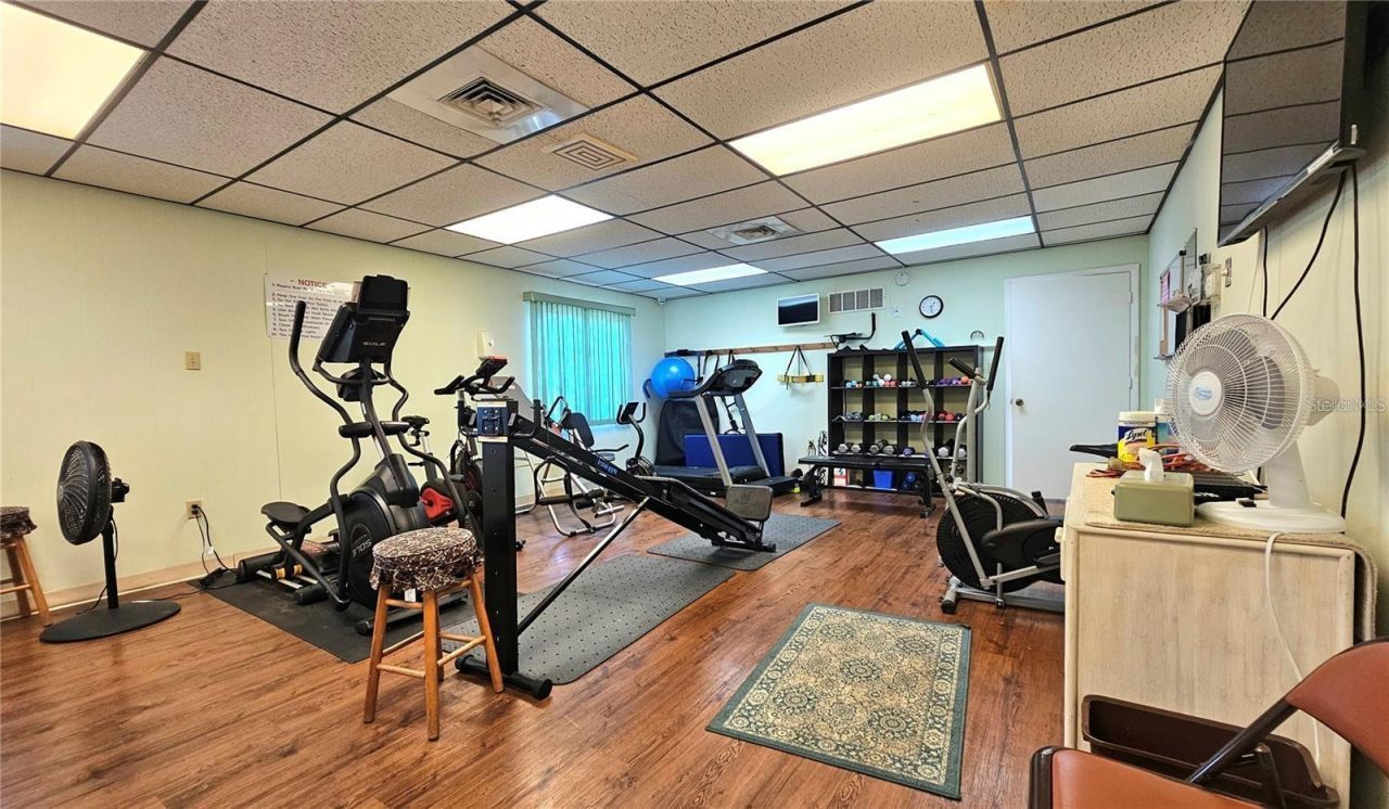 390 301 Boulevard W, Unit 5B, Bradenton, FL 34205 Photo