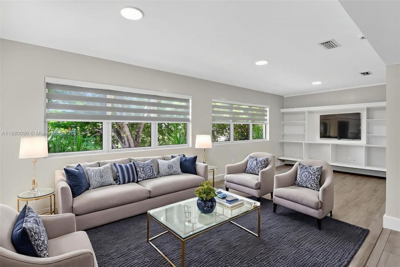 6090 SW 63rd Ave, South Miami, FL 33143 Photo