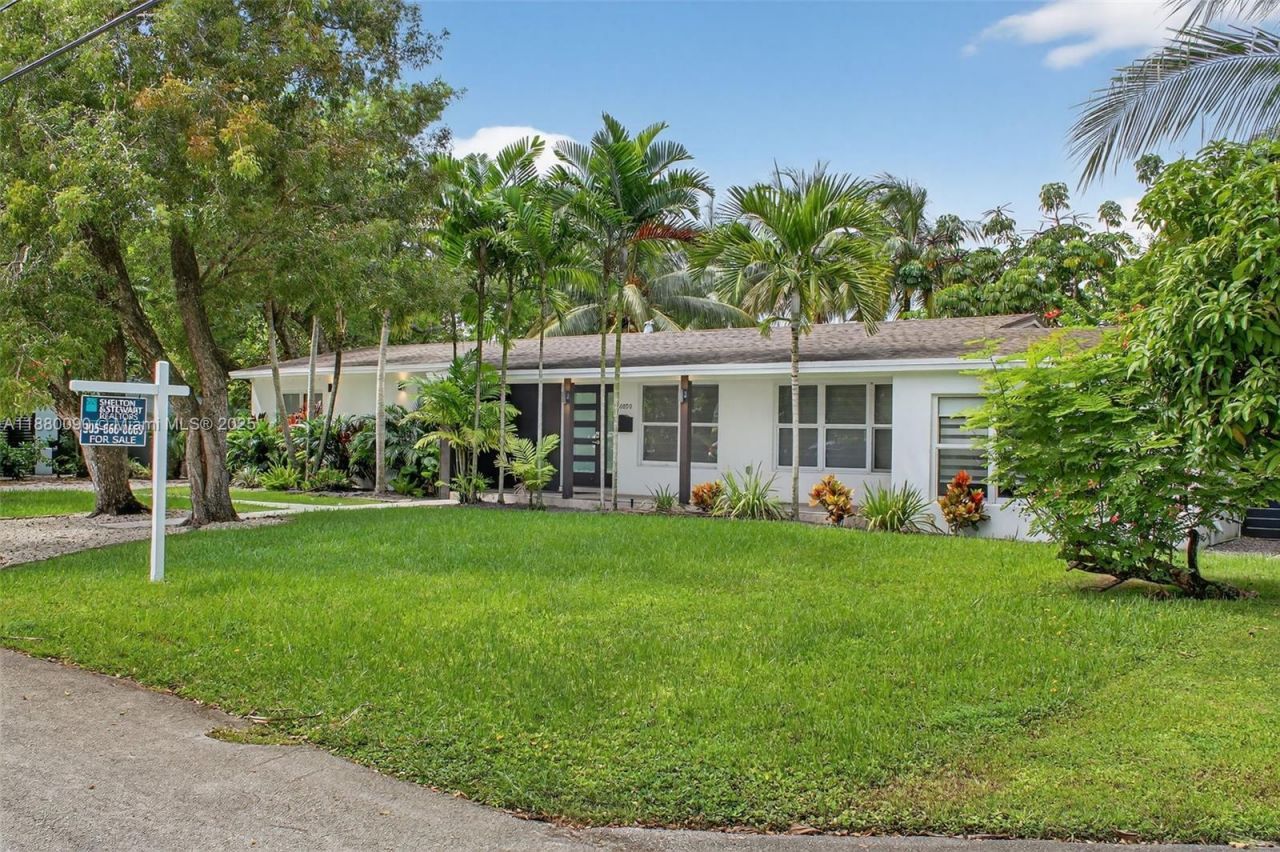 6090 SW 63rd Ave, South Miami, FL 33143 Photo