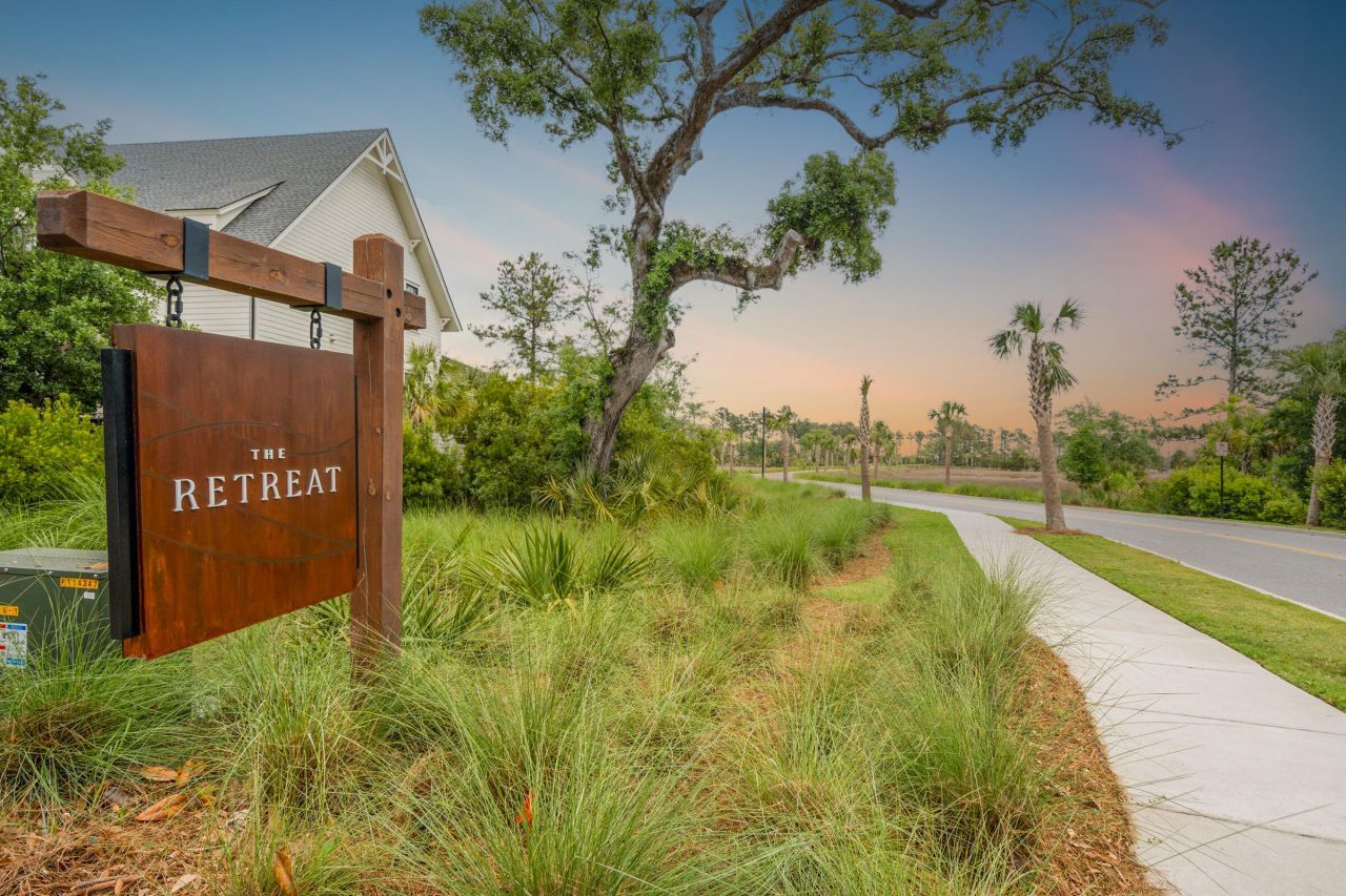 821 Roddin Street Photo 2