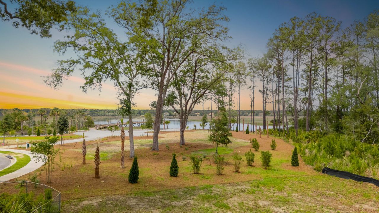 821 Roddin Street Photo 38