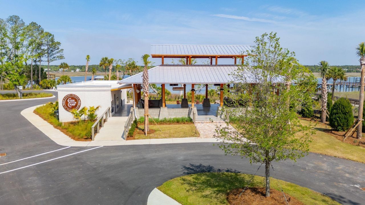 821 Roddin Street Photo 47