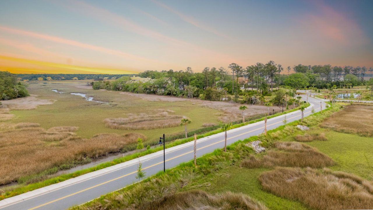 821 Roddin Street Photo 6