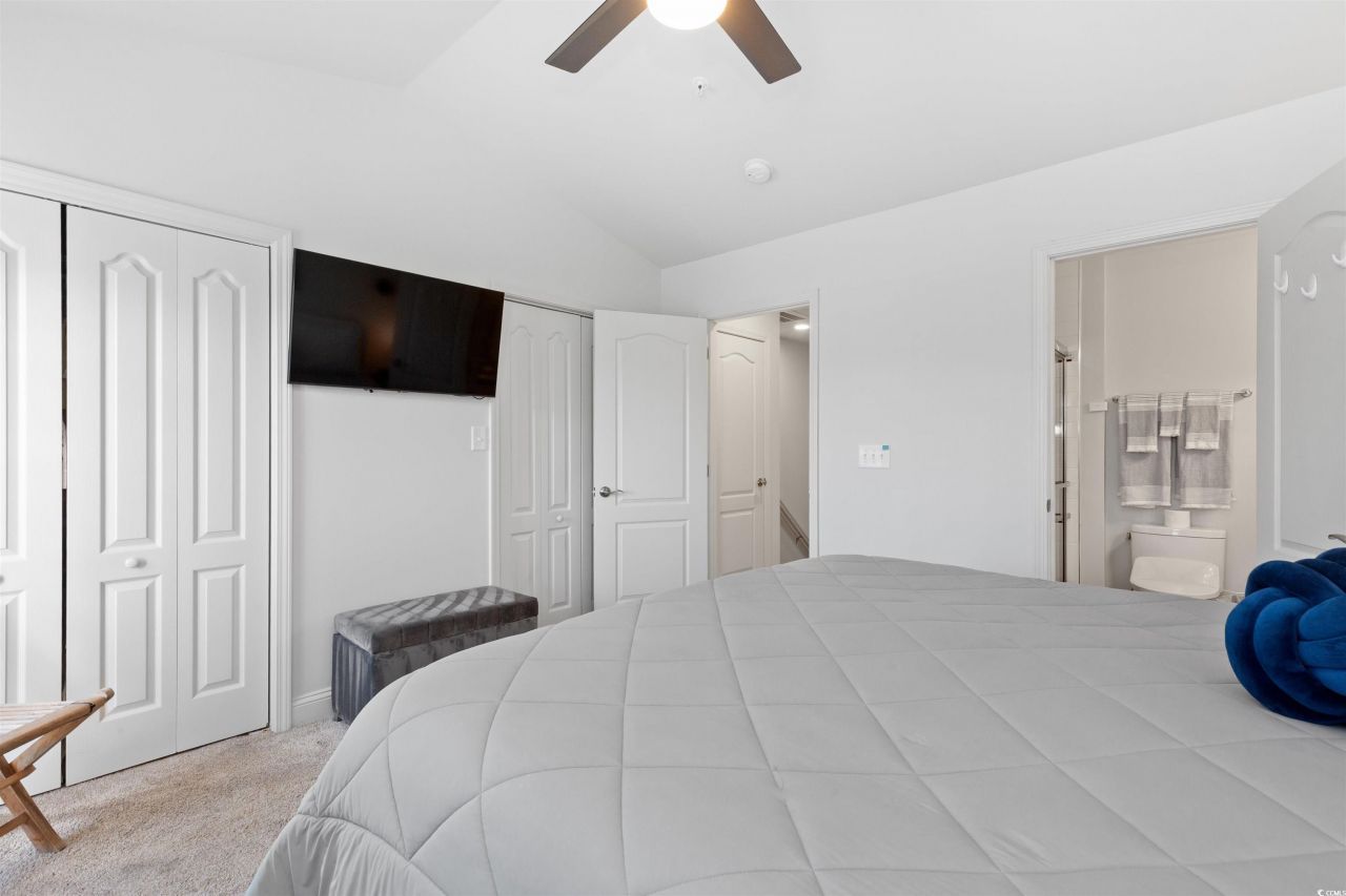 763 Moen Pl. Photo 17