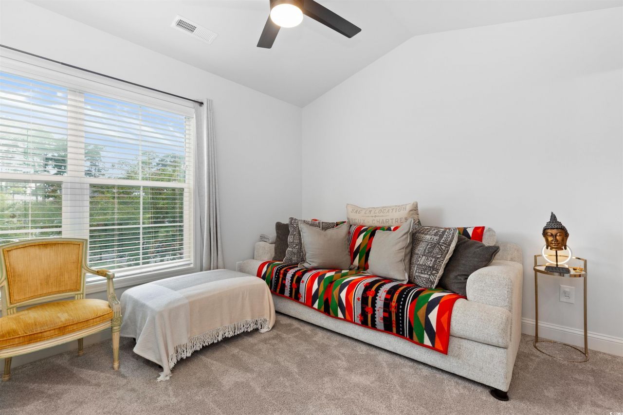 763 Moen Pl. Photo 23