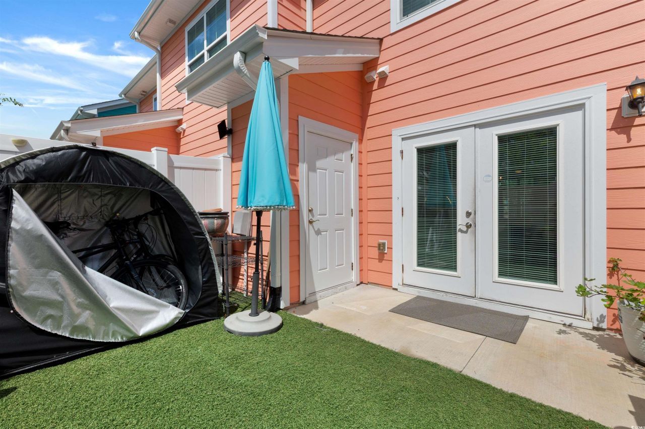 763 Moen Pl. Photo 27