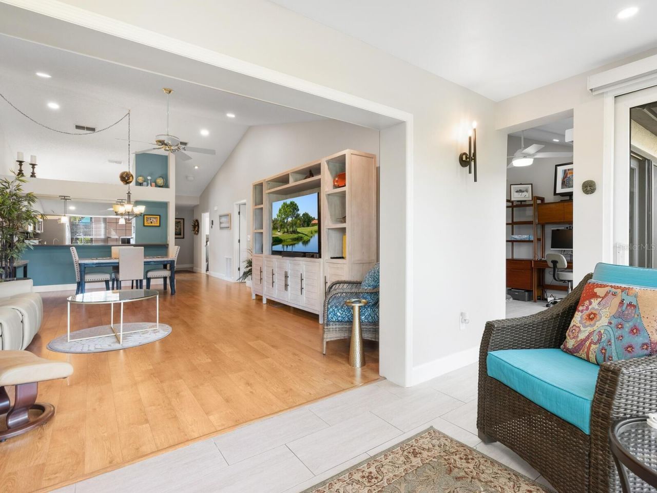 6103 Clubside Drive, Unit 6103, Sarasota, FL 34243 Photo