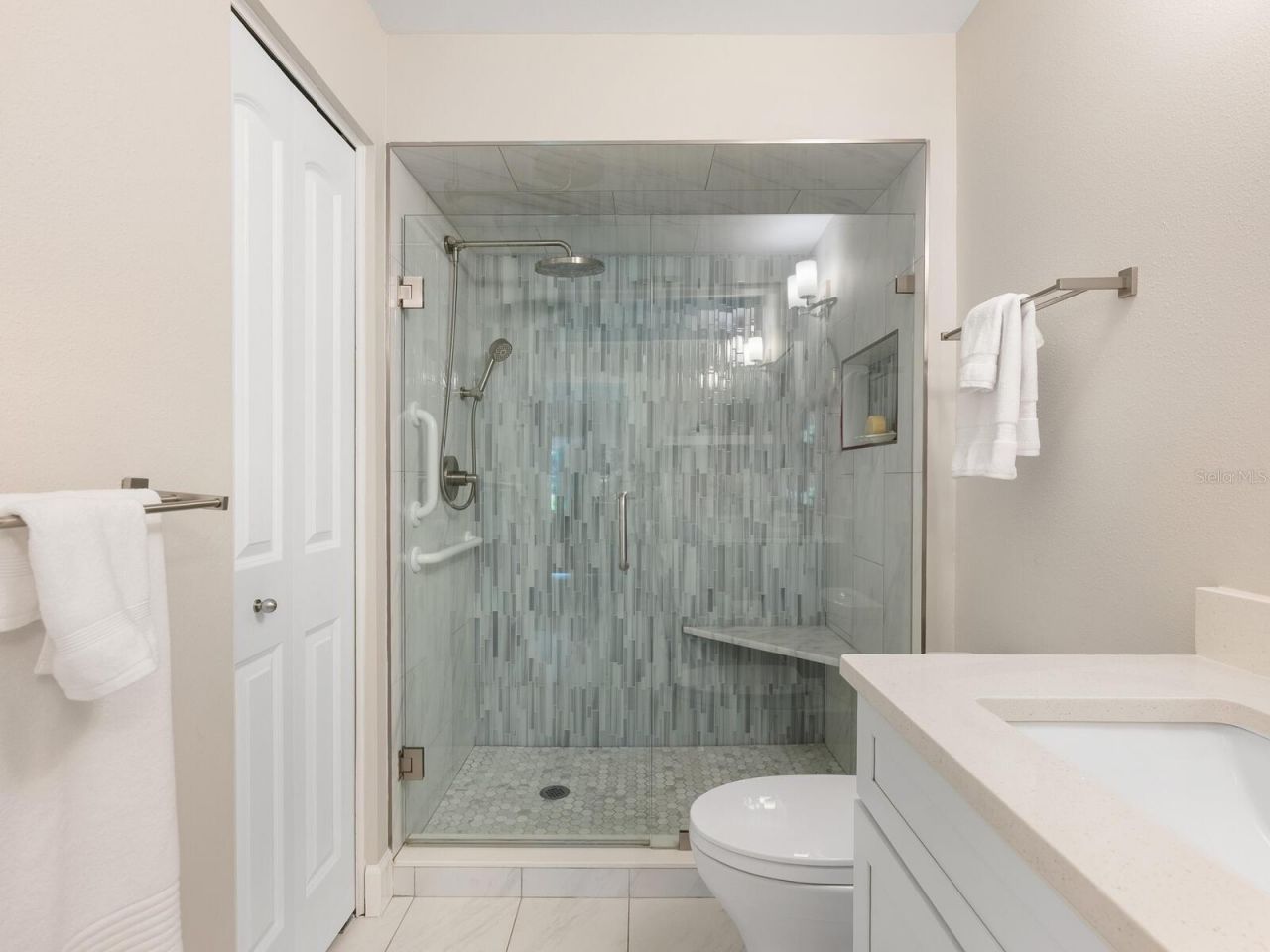 6103 Clubside Drive, Unit 6103, Sarasota, FL 34243 Photo