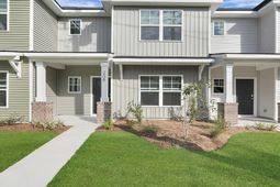 208 Garbon Drive photo 4