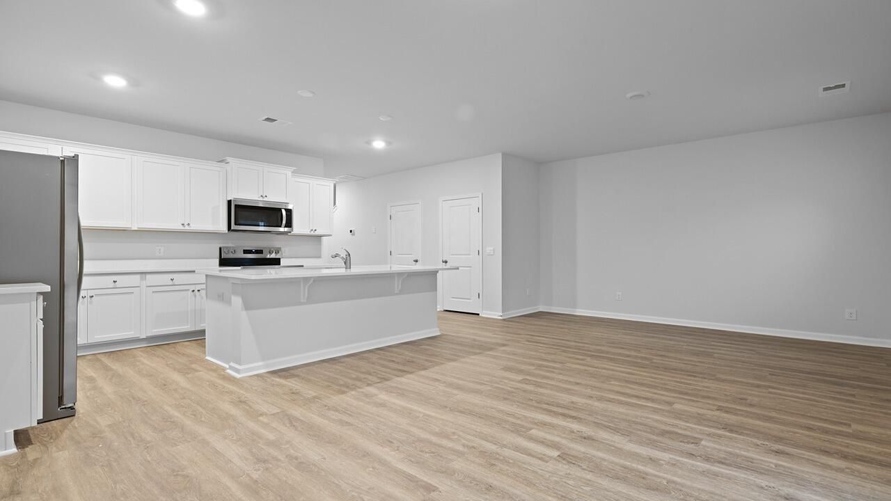 208 Garbon Drive Photo 8