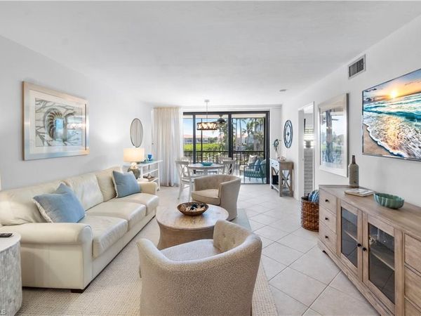 271 Southbay DR, Unit 225, NAPLES, FL 34108
