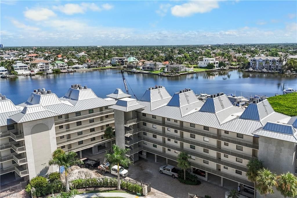 271 Southbay Dr, Unit 225, Naples, FL 34108 Photo