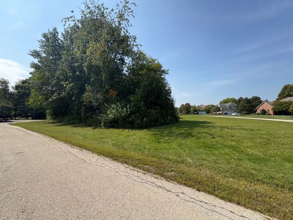 6001 Brighton Lane, Lakewood, IL 60014