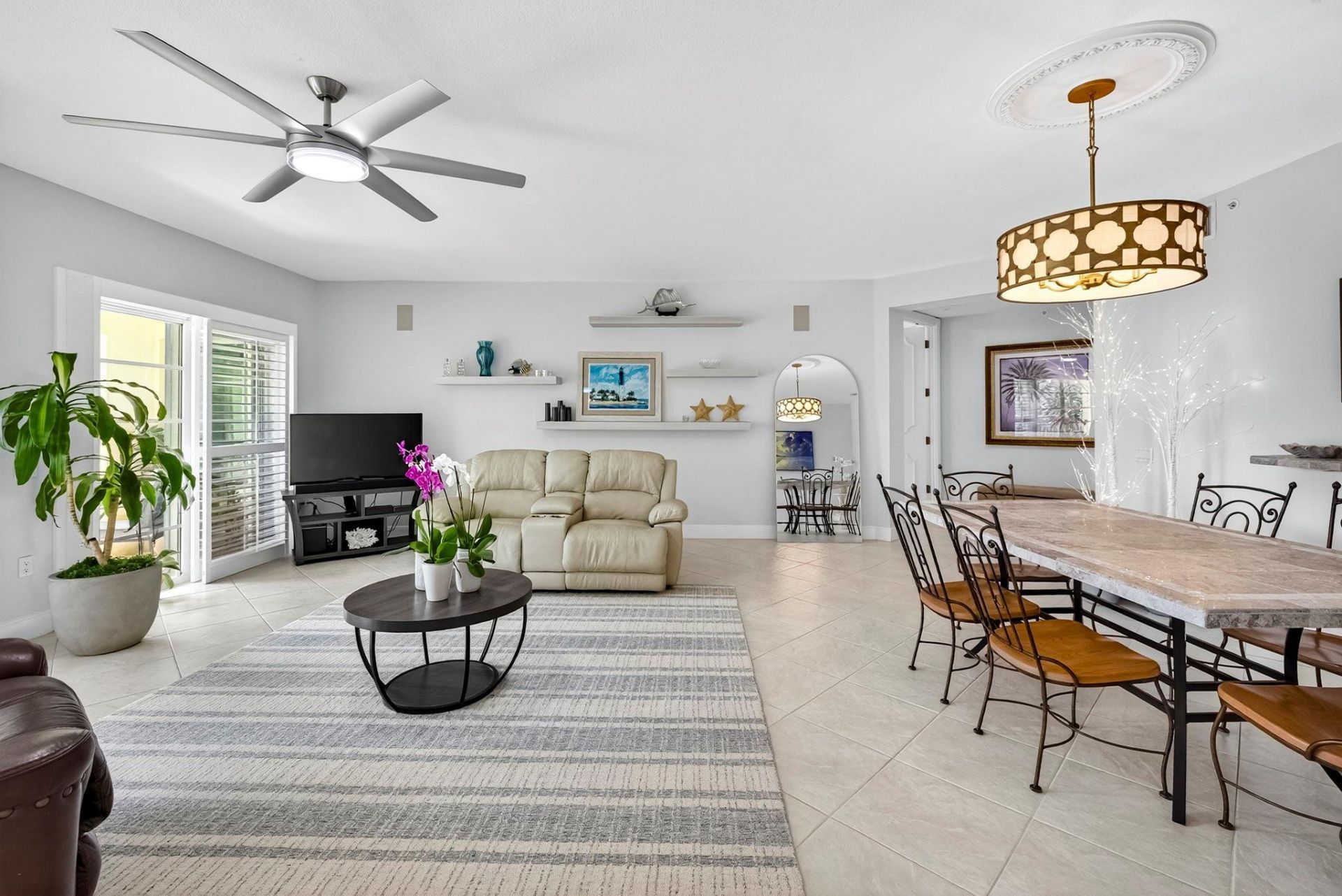 1228 Hillsboro Mile, Unit 203, Hillsboro Beach, FL 33062 Photo