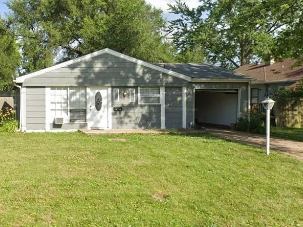 1106 Saint Boniface Drive, Cahokia, IL 62206