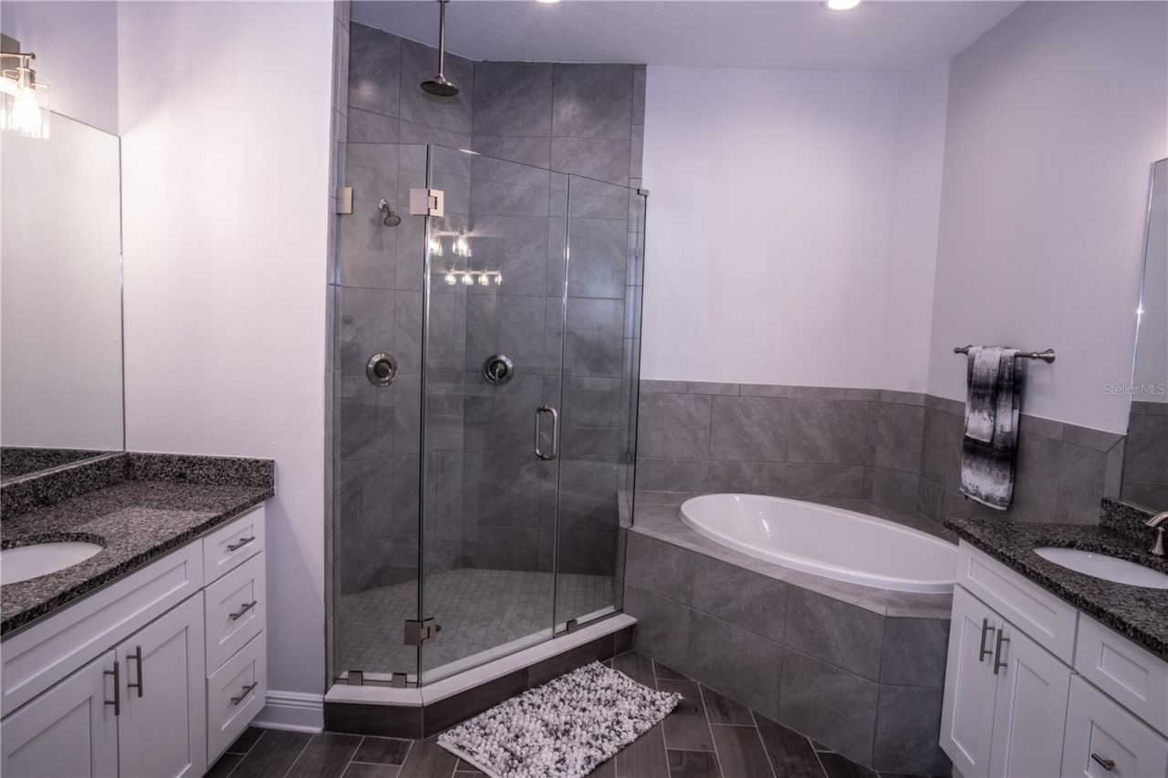 7611 34th Ave W, Unit 302, Bradenton, FL 34209 Photo