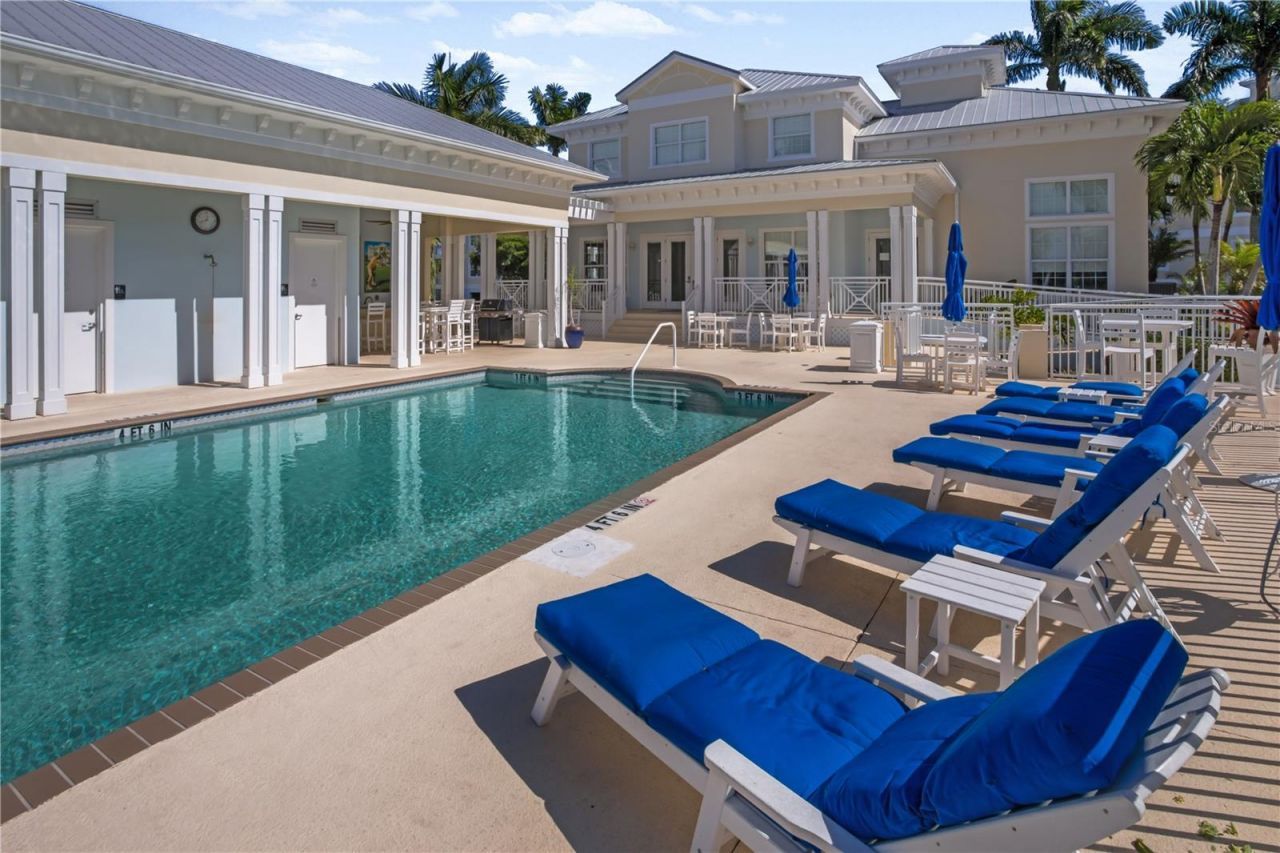 7611 34th Ave W, Unit 302, Bradenton, FL 34209 Photo