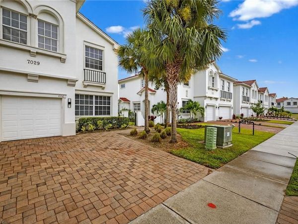 7029 Ambrosia LN, Unit 606, NAPLES, FL 34119
