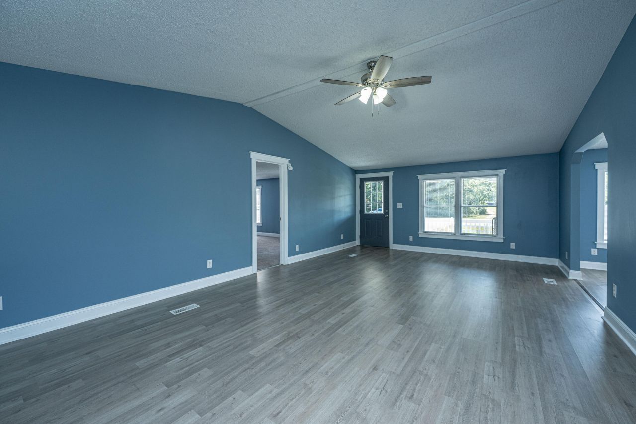 406 Fairwoods Lane Photo 10