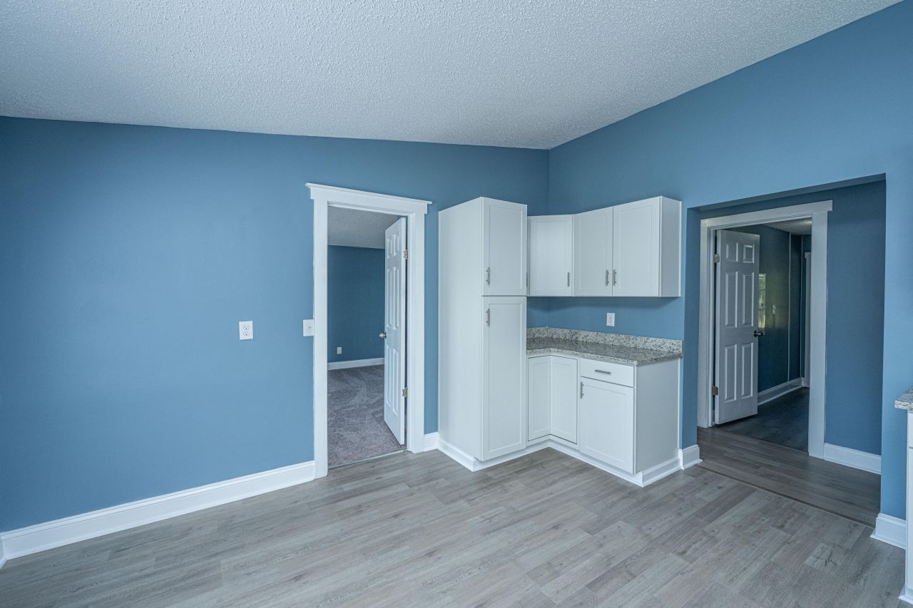 406 Fairwoods Lane Photo 14