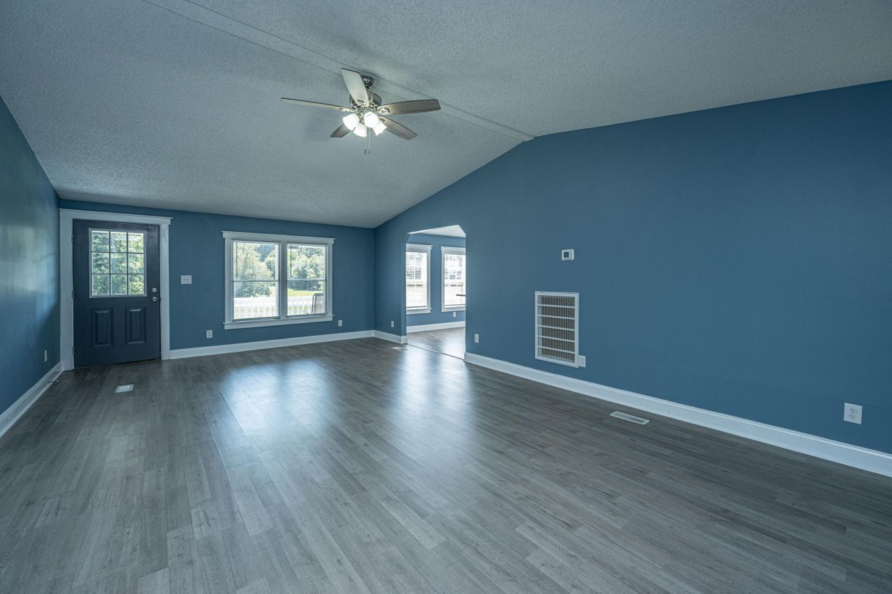 406 Fairwoods Lane Photo 7