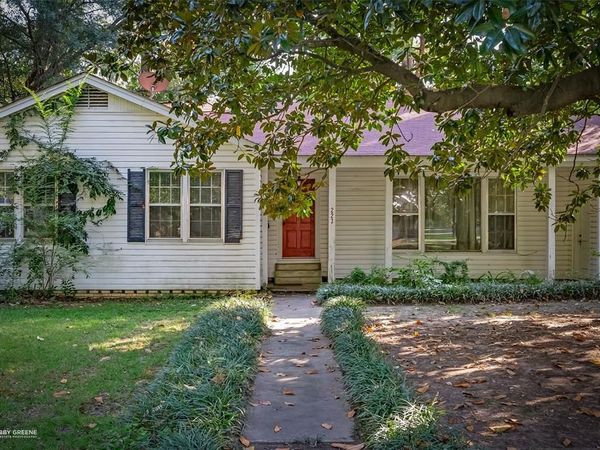 223 W Virginia Avenue, Vivian, LA 71082