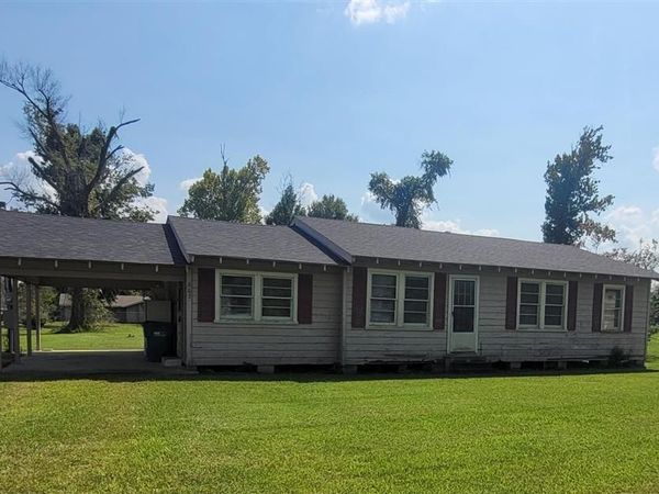863 Cooley Road, Lake Charles, LA 70611