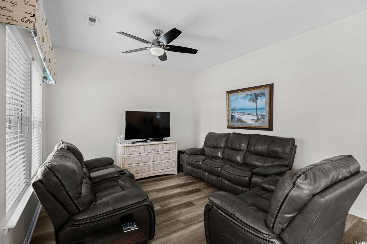 6001 Z71 S Kings Hwy. Photo 7