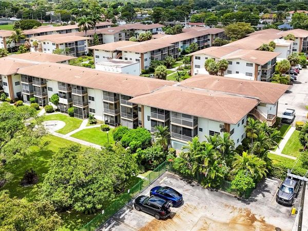16900 NE 14th Ave, Unit 204, Miami, FL 33162