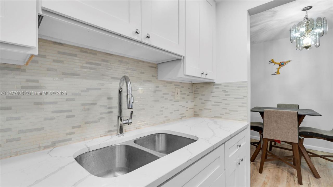 16900 NE 14th Ave, Unit 204, Miami, FL 33162 Photo